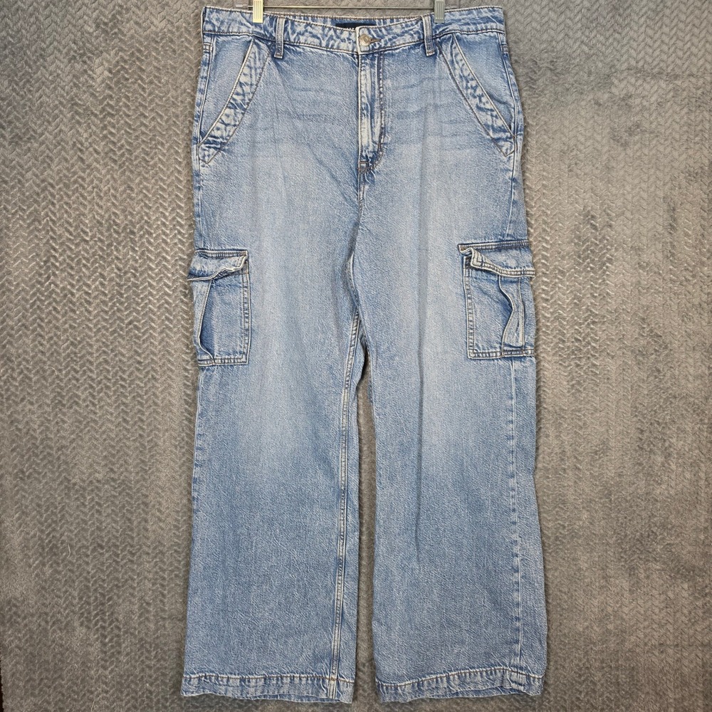 Aeropostale Y2K Skater High Rise Wide Leg Cargo Jeans Light Wash Blue Size 18